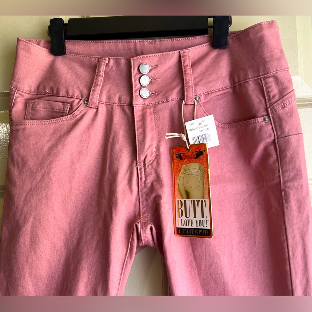 Butt lifting pants